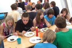 img_1281269427_955